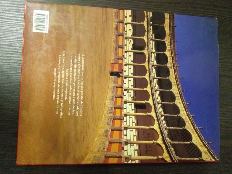 Livro Andaluzia,belissimas fotos,interior novo,não manuseado,envio ctt