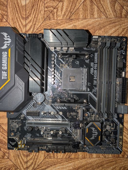 Asus TUF B450M-PRO gaming