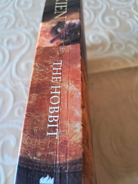J R R Tolkien - The Hobbit - Paperback edition 2008 ENG