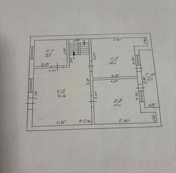 Продаж сучасного двоповерхового будинку