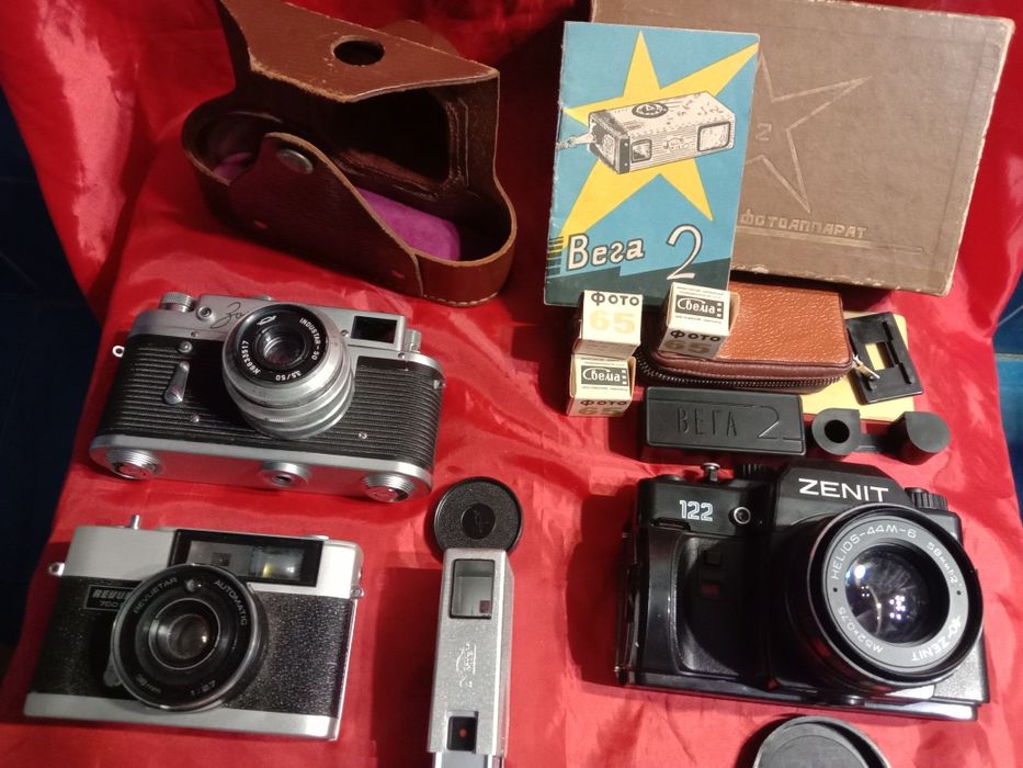Фотоаппараты. Япония. СССР.