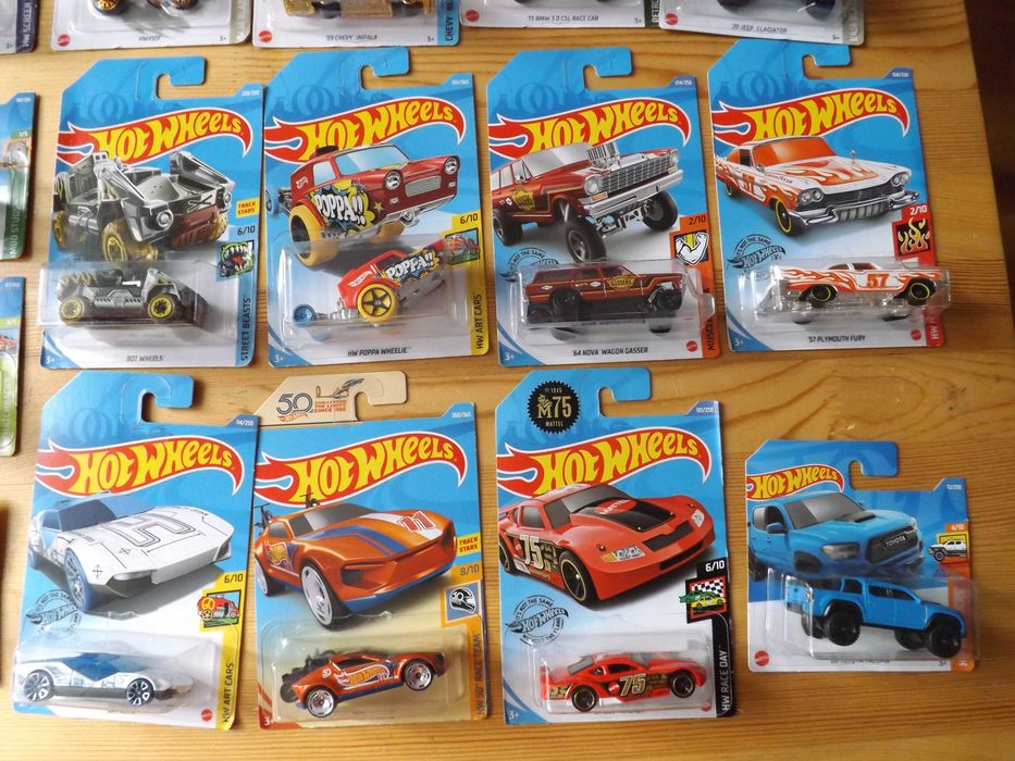 Tesla, BMW, Porsche, Hot Wheels , resoraki, motor, auto, disney, Mario