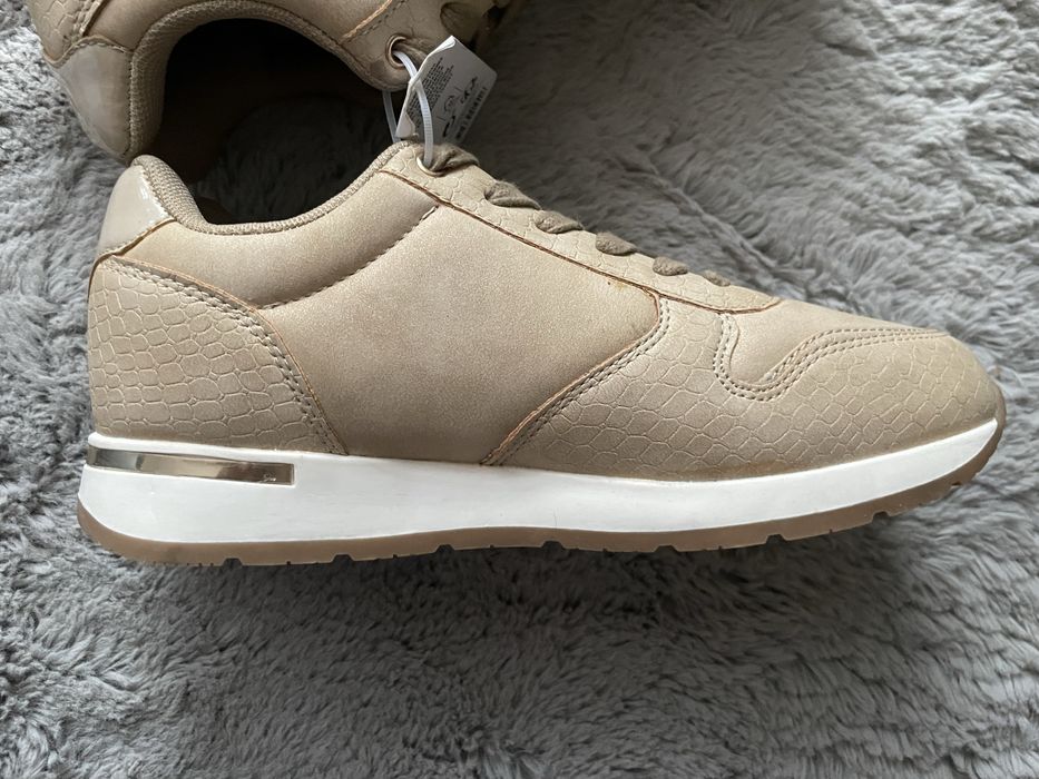 Sneakers damskie 39 nowe