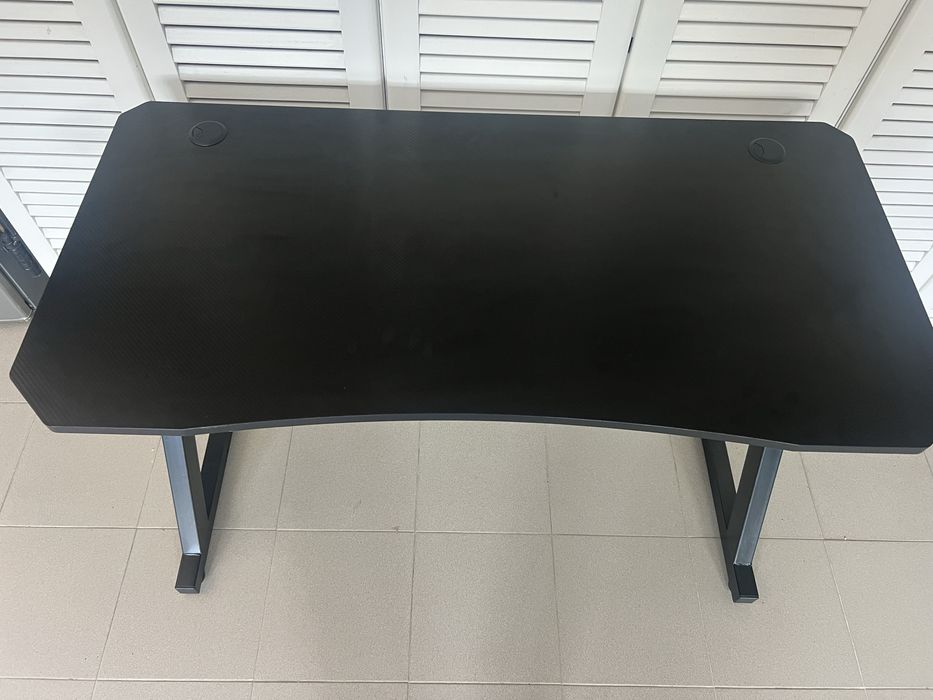 Secretária de Gaming Matrics Z