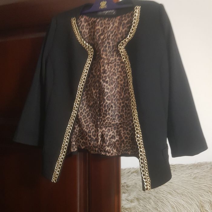 піджак.жіночий чорний