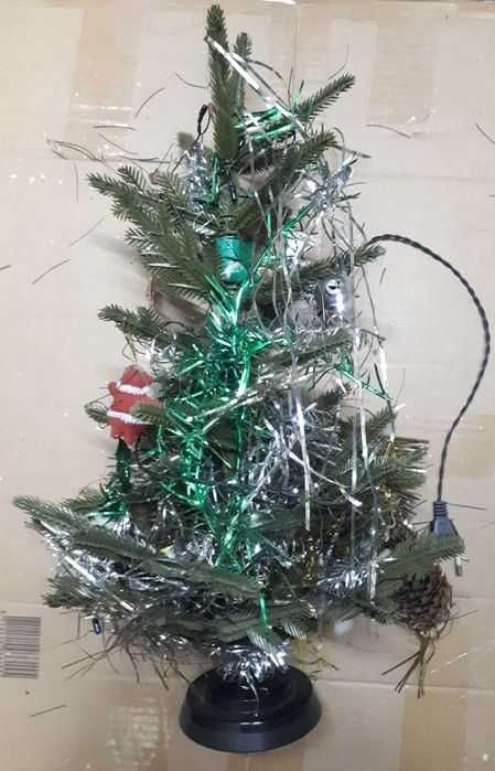 Штучна ялинка искусственная елка