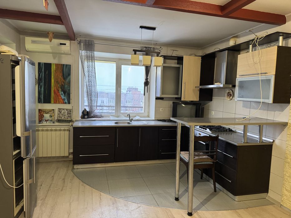 Оренда двух - кімнатноі квартири