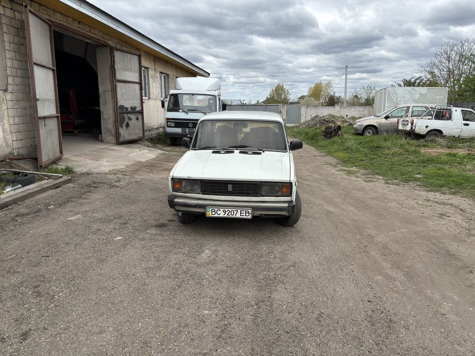 Прдам ваз 2105.