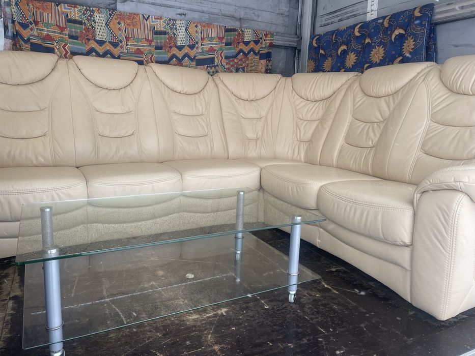 Шкіряний уголок з Германії