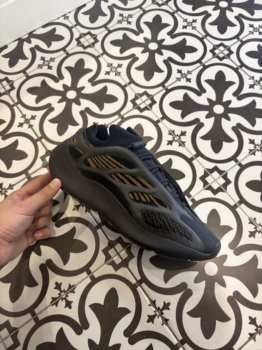 Adidas Yeezy Boost 700 46 розмір / 29.5 см