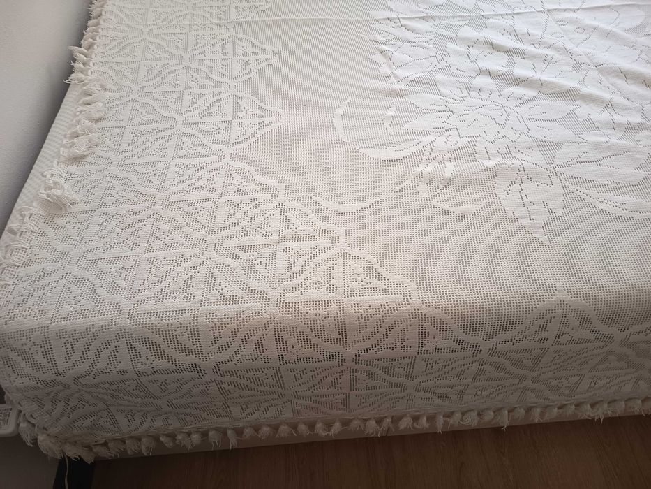 Colcha em crochet branco