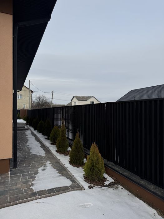 Новий будинок в с.Коровія