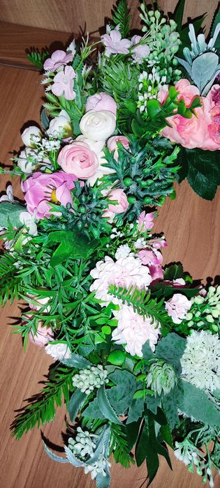 Wieniec wianek drzwi, kominek śr. ok. 47 cm biel róż. Cmentarz.