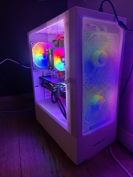 Komputer gamingowy • MSI RX 6700 XT • 16 GB RAM • i7-7700k • SSD 512 G