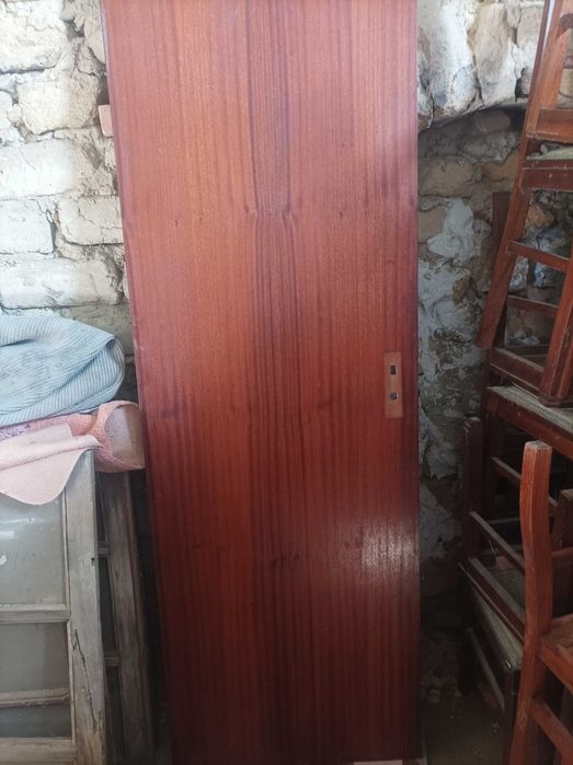 Portas de interior em madeira