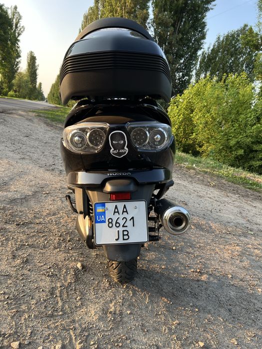 Продам HONDA FORZA 250