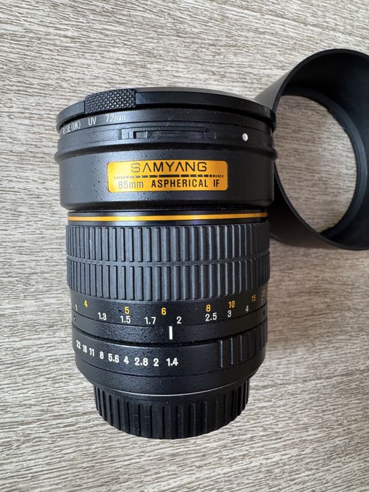 Samyang 85mm f/1.4 canon