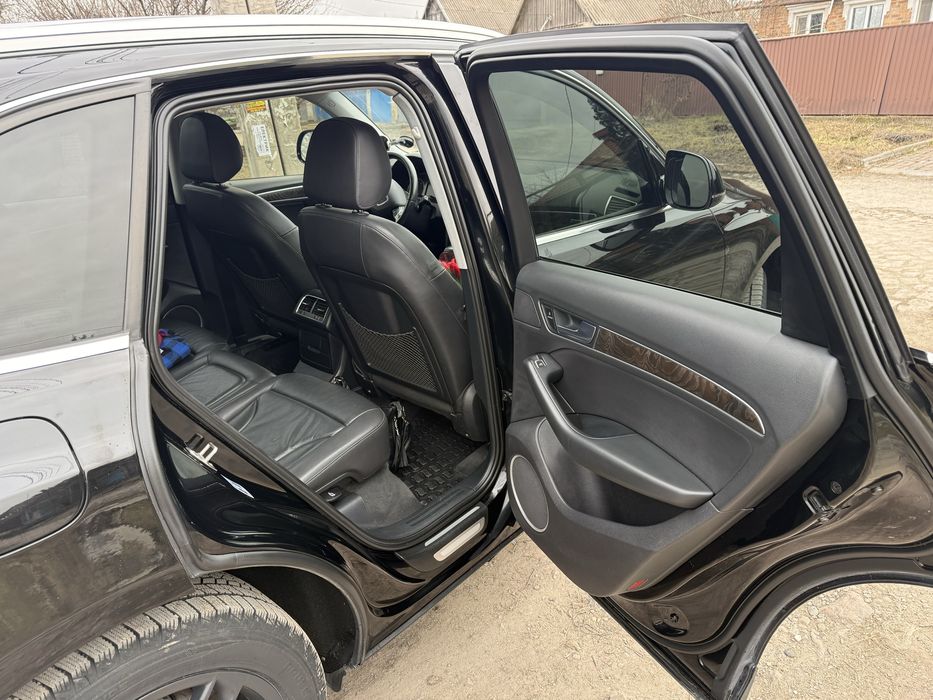 Audi Q5 Premium Plus  gen3  шикарна пропозиція