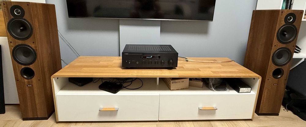 Yamaha MusicCast R-N402D + Indiana Line TESI 561