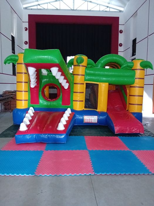 Aluguer insuflável Marca JB