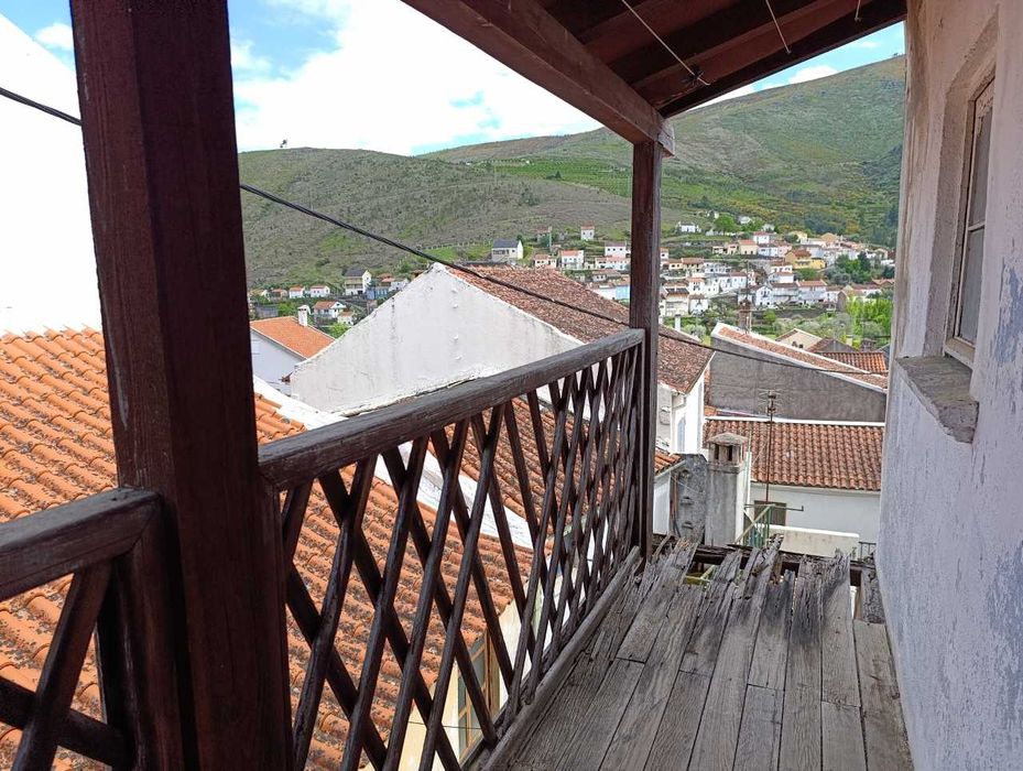 Casa na montanha para renovar