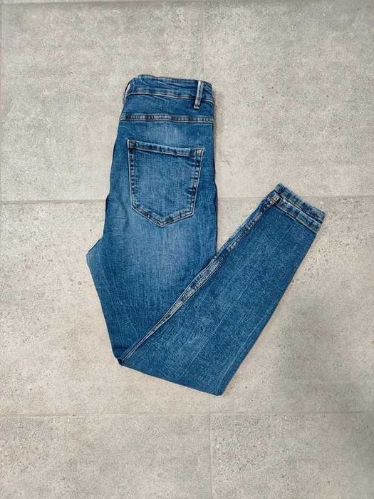 Reserved Denim 38 M jeansy dżinsy niebieskie przetarcia slim skinny