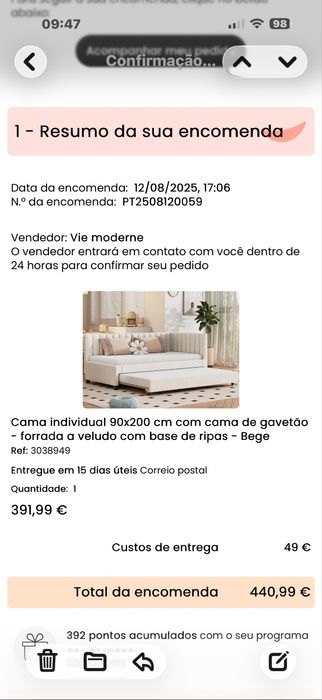 Cama individual com gavetão forrada bege