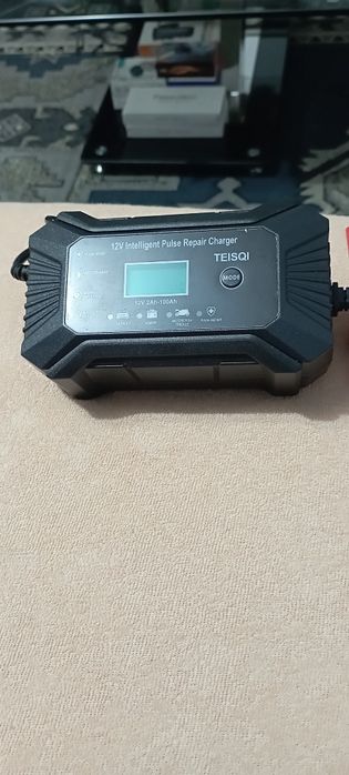 Prostownik ładowarka samochodowa 12v 6A tylko wysyłka