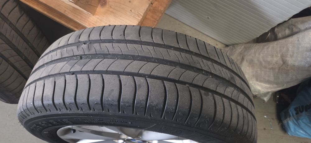 Jantes  bmw r16 5x120 com pneus