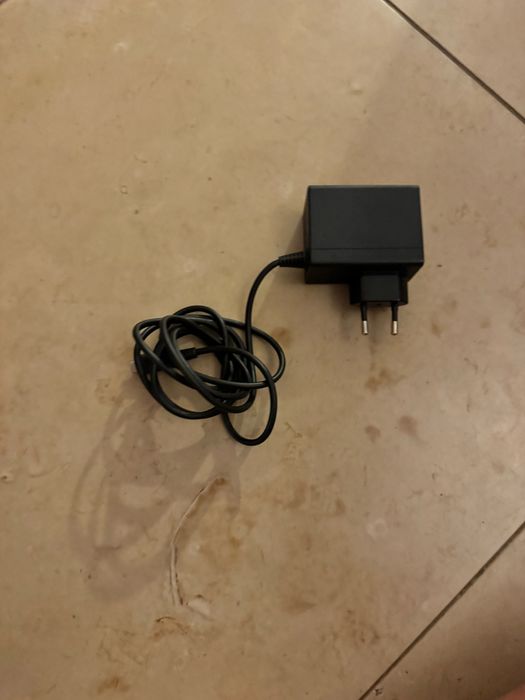 Consola Nintendo Switch V2 - edição especial mario