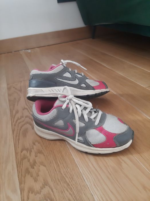 Szare różowe buty adidasy sneakersy Nike 31 rozmiar