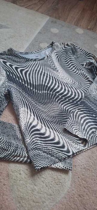 Bluzka na długi rękaw dla dziewczynki rozm. 134 H&M