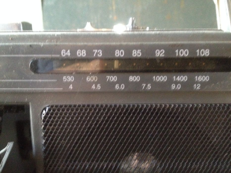 Радиоприемник FM.MV.SV