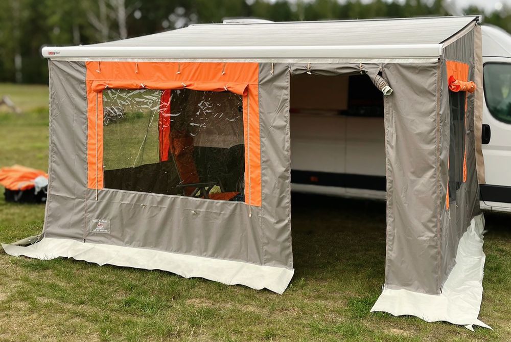 Przedsionek do przyczepy Niewiadów,daszek,pokrowiec. Również do busa