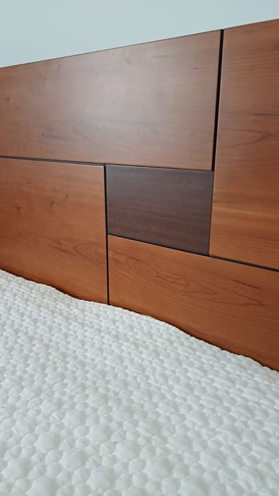 Cama JOM VIP com colchão incluído