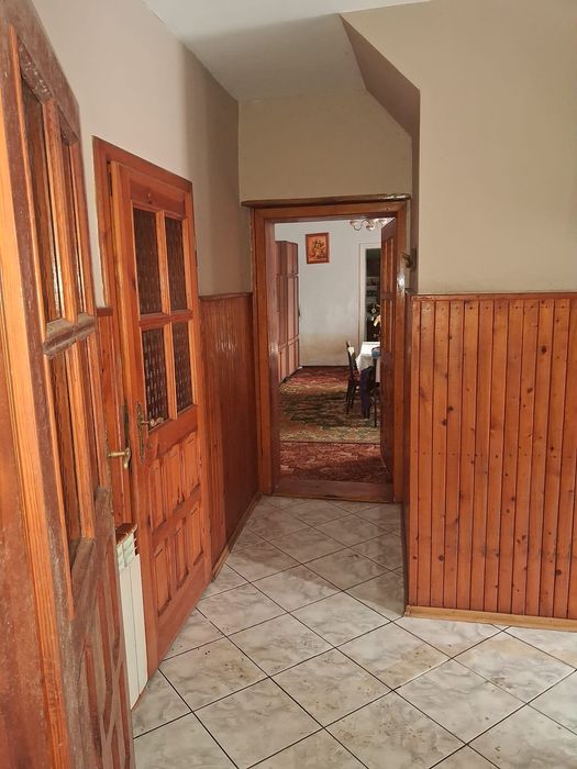 Nieruchomość ( ziemia z budynkami)