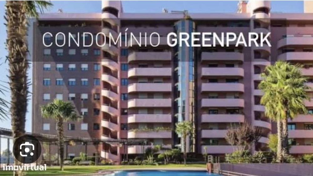 Loja / Escritorio, 3 gabinetes e copa. 1 Garagem privativa