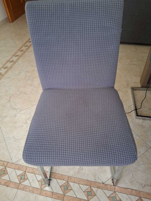 Conjunto mesa+4 cadeiras+Móvel Tv