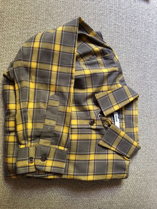 Camisa de rapaz marca Knot - 6 anos