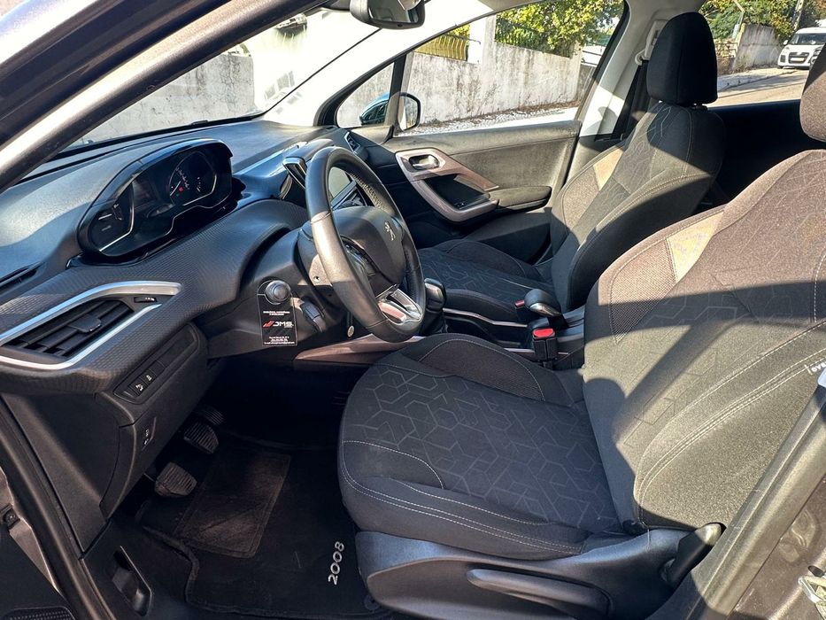 Peugeot 2008 1.2 Style
