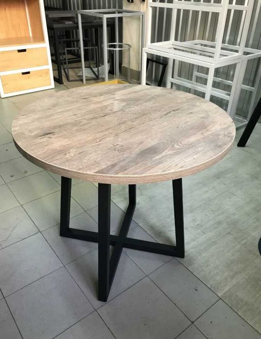 стіл обідній дерев'янний круглий