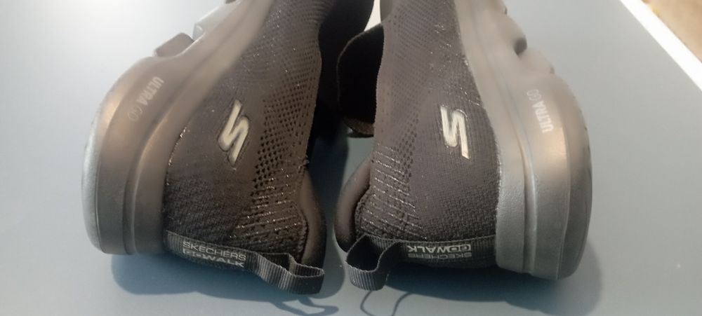 Чоловічі сліпони нові