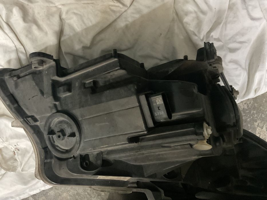 Vendo Farol Mercedes Vito/V Class