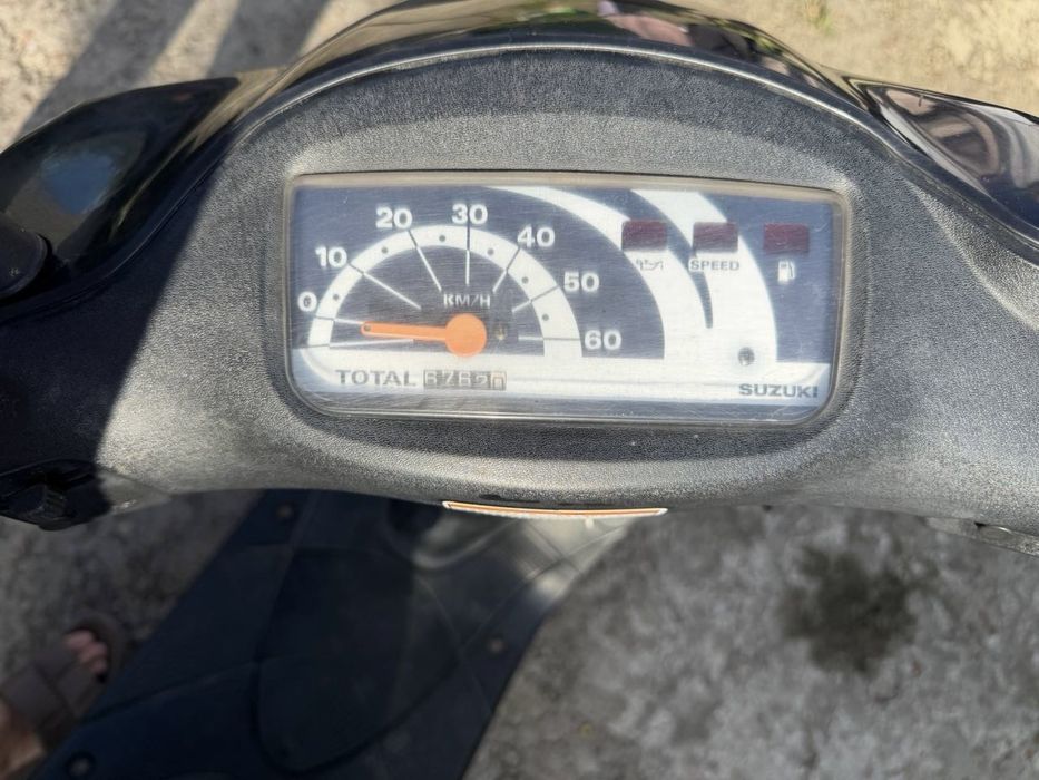 Продам мопед Suzuki Lets 50 кубовий з тех паспортом
