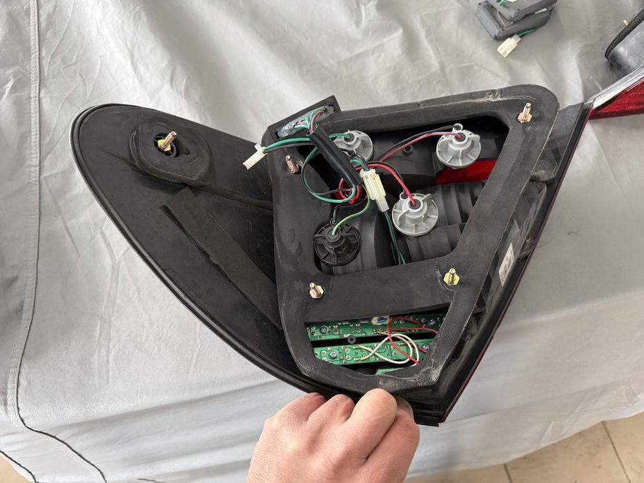 Мерседес W211 задні фонарі