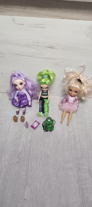 Sprzedam lalki Rainbow high