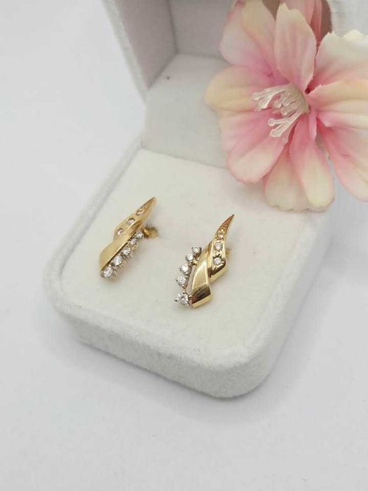 Złote Kolczyki Na Sztyft Próba 585 Waga 3,71g