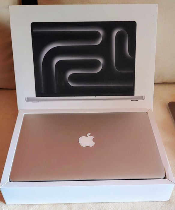 Apple MacBook Pro 13,3"/i5/8GB/128GB/macOS-Srebrny-Zestaw