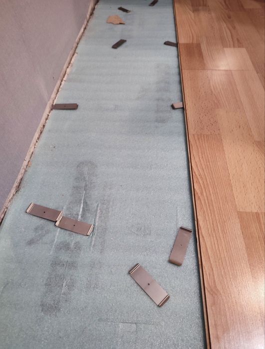 Panele podłogowe 60 m² jasny dąb | dobry stan