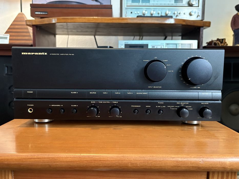 Amplificador Marantz PM 80